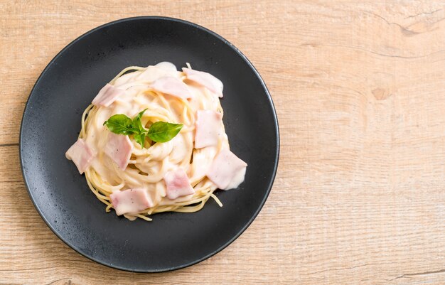 Spaghetti Carbonara Schinken