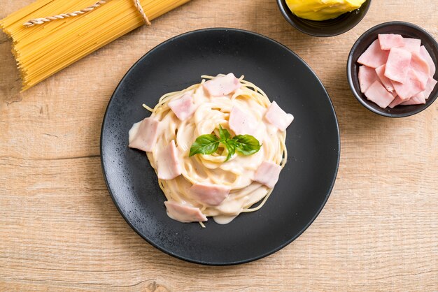 Spaghetti Carbonara Schinken