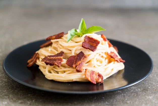 Spaghetti Frischkäse mit Speck