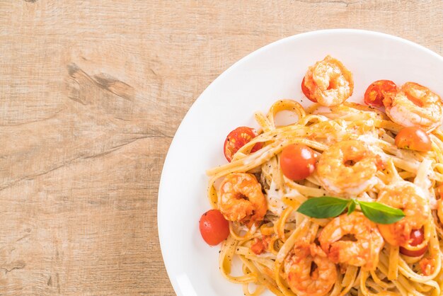 Spaghetti mit Garnelen