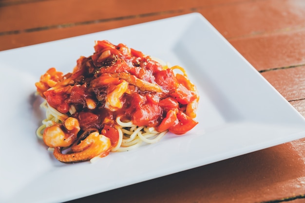 Spaghetti mit Tintenfisch