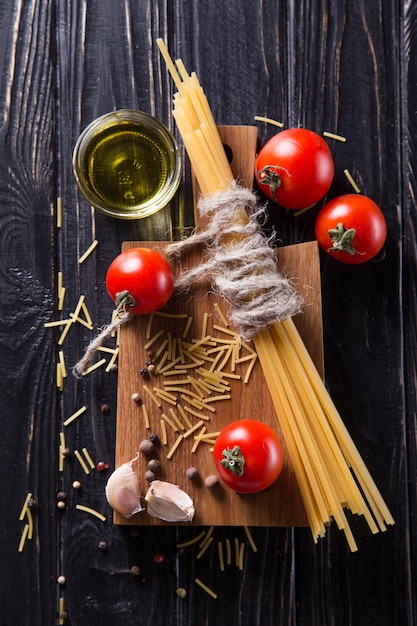 Spaghetti mit Tomaten