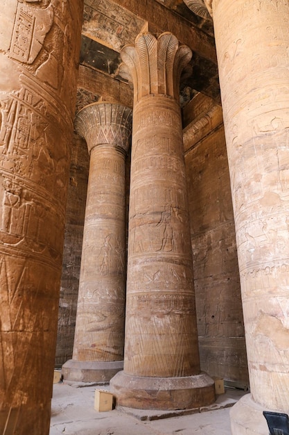 Spalten im Edfu-Tempel Edfu Ägypten