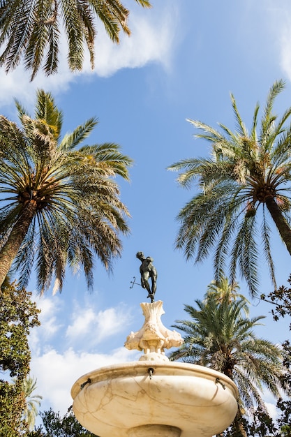 Spanien, Andalusien. Detail des königlichen Palastgartens Alcazar in Sevilla.