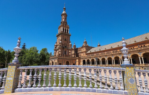 Spanien SquarePlaza de Espana befindet sich im öffentlichen Maria Luisa Park in Sevilla, Spanien