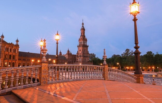 Spanien SquarePlaza de Espana befindet sich im öffentlichen Maria Luisa Park in Sevilla, Spanien