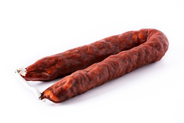 Spanische Chorizo-Wurst isoliert