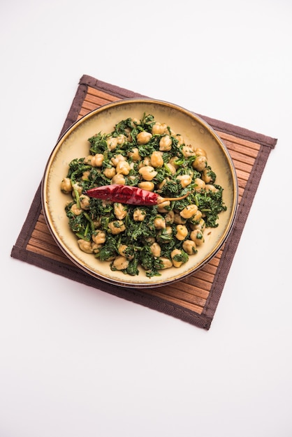 Spinat Kichererbsen Trockencurry / Palak Chana Sukhi masala sabzi