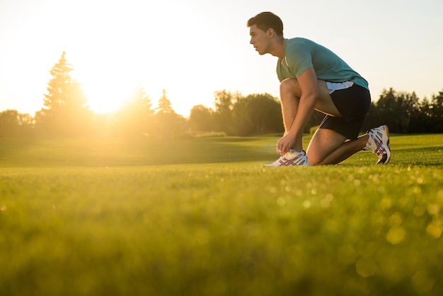 Sporsmen preparándose para correr