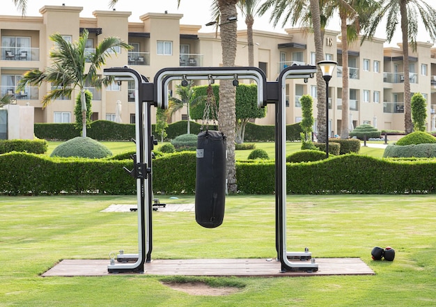 Foto sportgeräte in einem sommerresorthotel