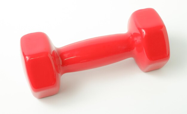 Sportgeräte Zwei rote Hanteln für Fitness mit einem Gewicht von 2 kg auf weißem Hintergrund