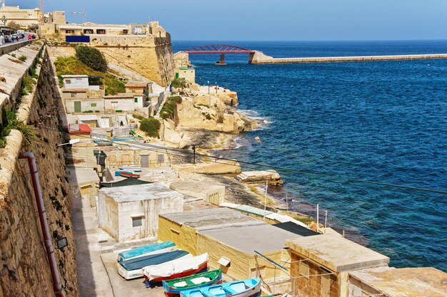 St Elmo Bridge am Grand Harbour in Valletta, Malta