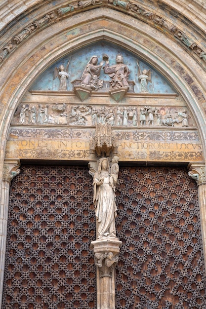 Foto st mary church eingang morella spanien