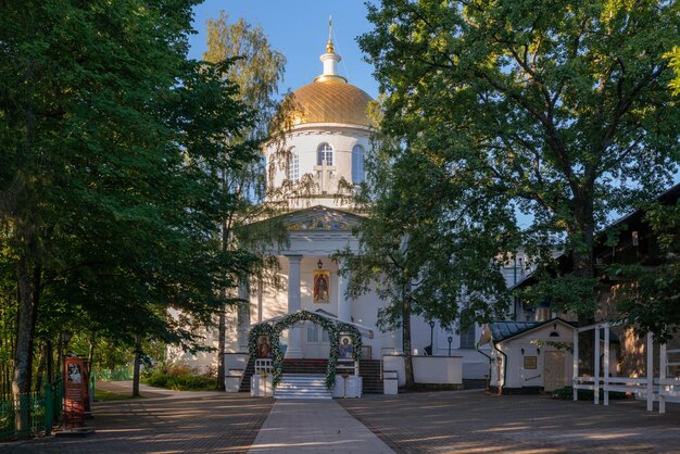 St.-Michael-Kathedrale der Heiligen Entschlafung PskowPechersk Kloster Pechory Region Pskow Russland