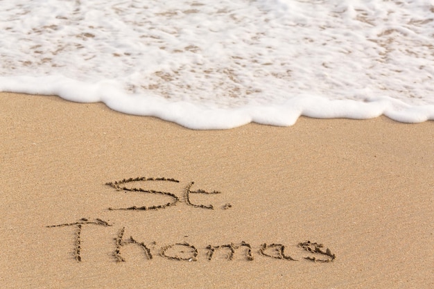 St. Thomas in Sand mit Meeresbrandung geschrieben