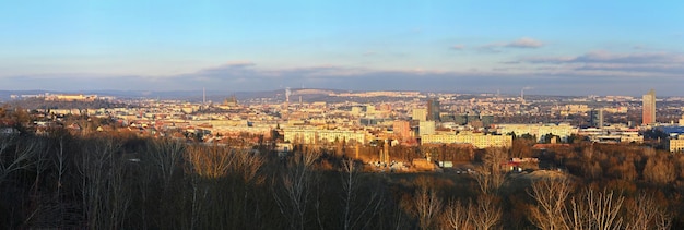 Stadt Brünn Tschechische Republik Europa Skyline der Stadt bei Sonnenuntergang Panoramafotografie