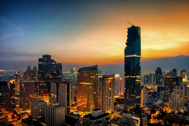 Stadtbild nachts in Bangkok
