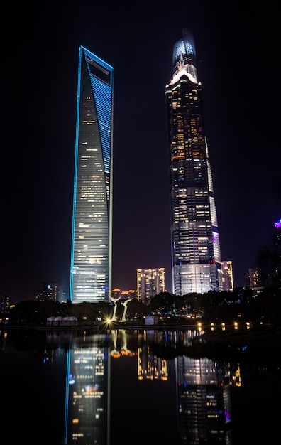 Stadtbild Tourismus hoch blau Gebäude