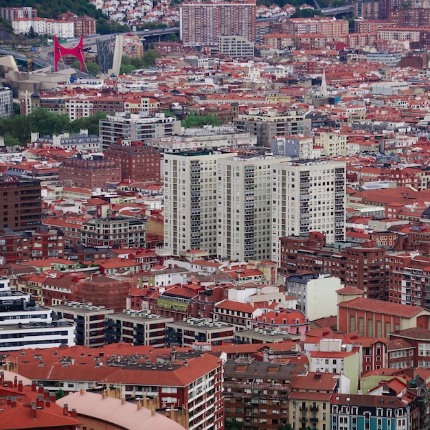 Stadtbild und Architektur in der Stadt Bilbao Spanien Reiseziel