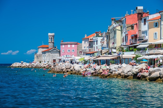 Foto stadtbild von piran in slowenien