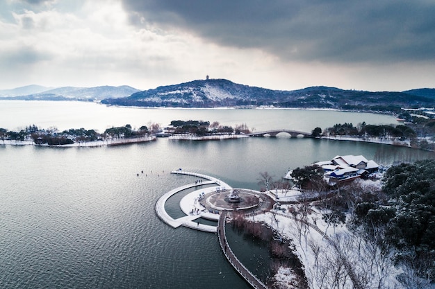 Stadtlandschaft nach Schnee