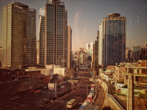 Foto stadtstraße gegen den himmel