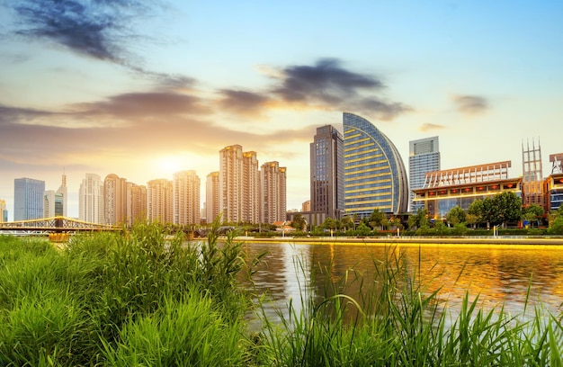 Städtische Architekturlandschaft in Tianjin, China