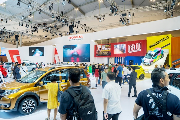 El stand de Honda con muchos visitantes en el GIIAS 2019