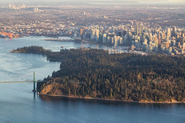 Stanley Park Lions Gate Bridge e Downtown Vancouver