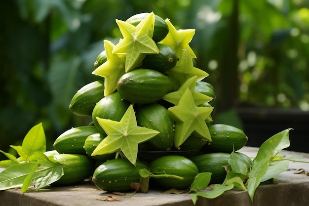Starfruit in einer Pyramidenformation gestapelt Starfruit-Bildfotografie