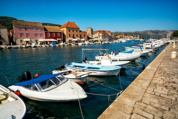 Stari Grad en la isla de Hvar en Croacia, Europa