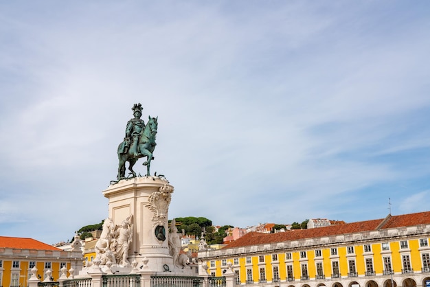 Statue von König Jose I. in Praca do Comercio oder Terreiro do Paco in der Innenstadt von Lissabon