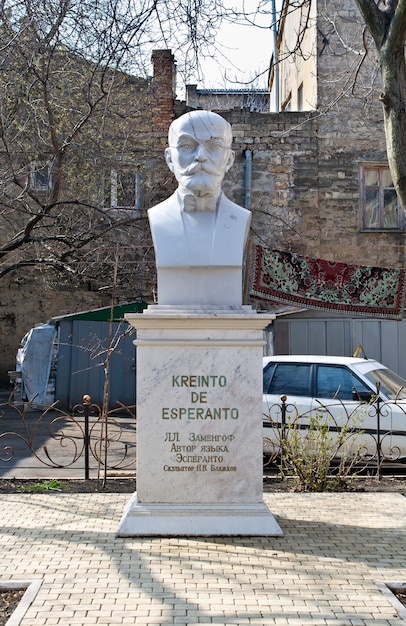 Statue von LL Zamenhof, dem Schöpfer des Esperanto. Odessa, Ukraine