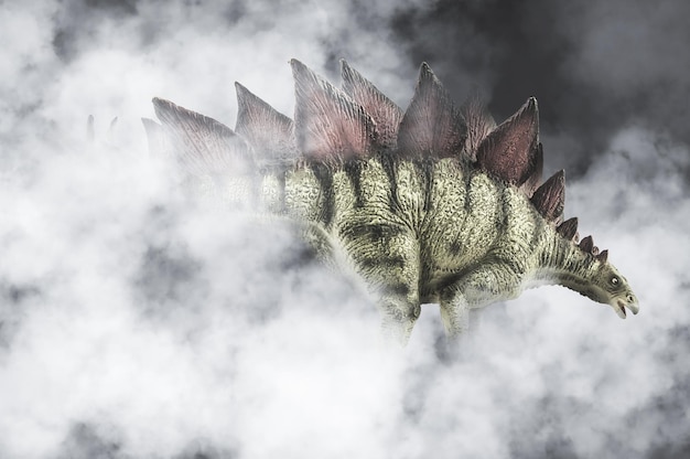 Stegosaurus, dinosaurio sobre fondo de humo