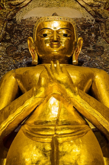 Stehender Buddha Kakusandha im Ananda-Tempel, Myanmar