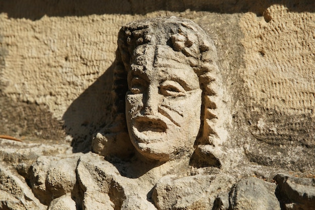 Steingesicht in der antiken Stadt Myra in Demre Antalya Turkiye