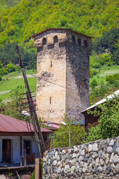 Steinmauer eines alten Gebäudes