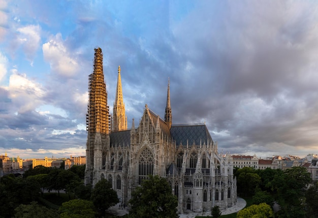 Österreich Neogotische Votivkirche Kathedrale in Wien eine der wichtigsten Touristenattraktionen