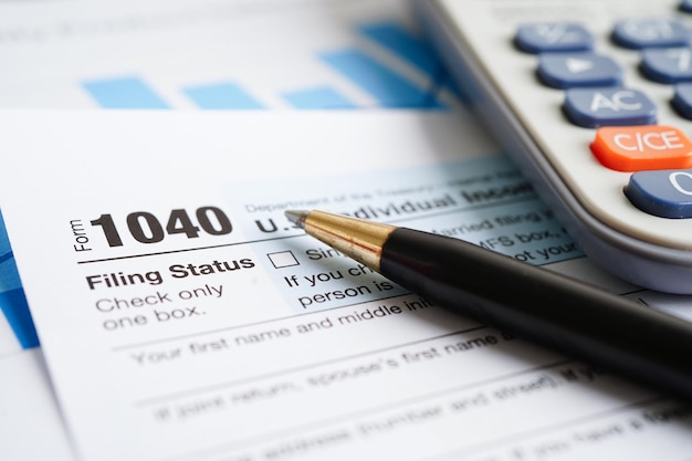Foto steuerformular 1040 us individual income tax return geschäftsfinanzierungskonzept