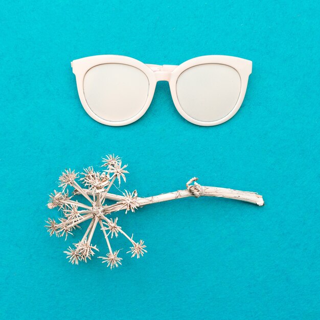 Stilvolle Accessoire-Sonnenbrille. Kunstdesign Mode minimal