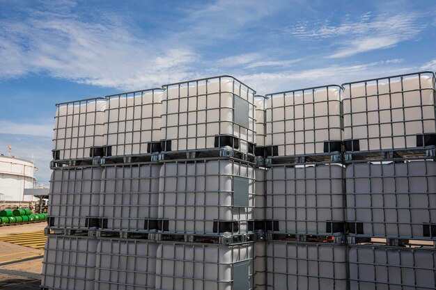 El stock de barriles de plástico para la industria química envases de plástico blanco Industria química