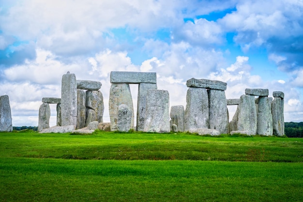 Stonehenge ein altes prähistorisches Steinmonument, Wiltshire, Großbritannien.