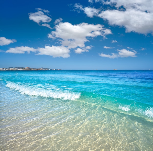 Strand Ibiza Playa d En Bossa in den Balearen