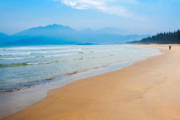 Strand in der Nähe der Stadt Danang Vietnam