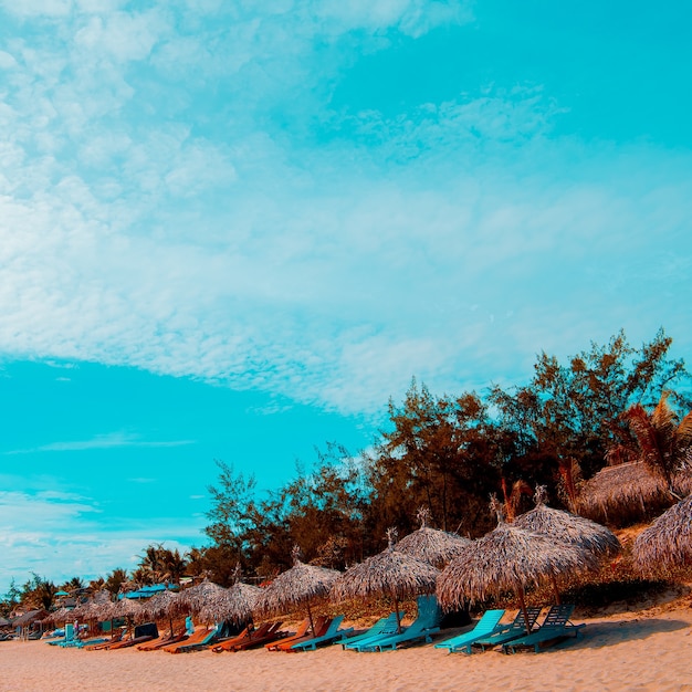 Strandstimmung. Vietnam Reisemodekonzept