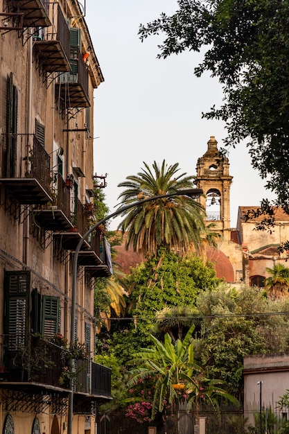 Straße der Stadt Palermo in Sizilien