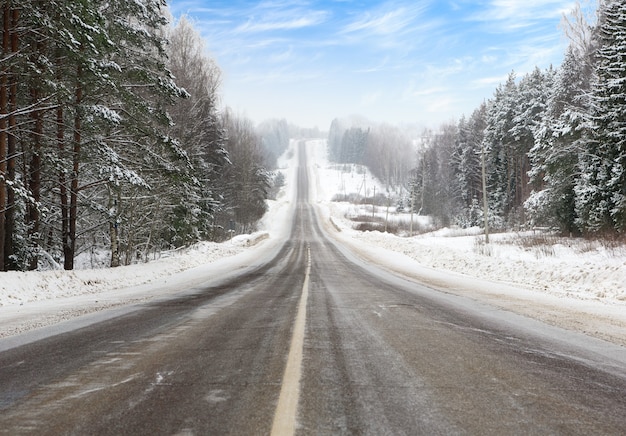 Straße im Winter