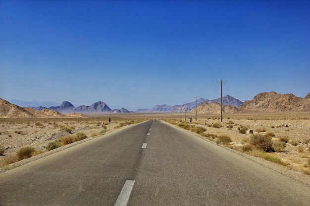 Straße in der Wüste des Iran