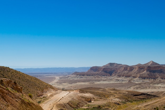 Straße in der Wüste des Negev