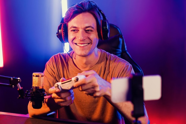 Streamer con joystick de control transmisión en vivo por teléfono inteligente rec Pecuniary